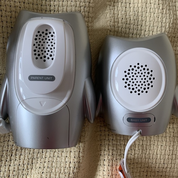 Vtech Safe and Sound Digital Audio Monitor - Picture 8 of 10